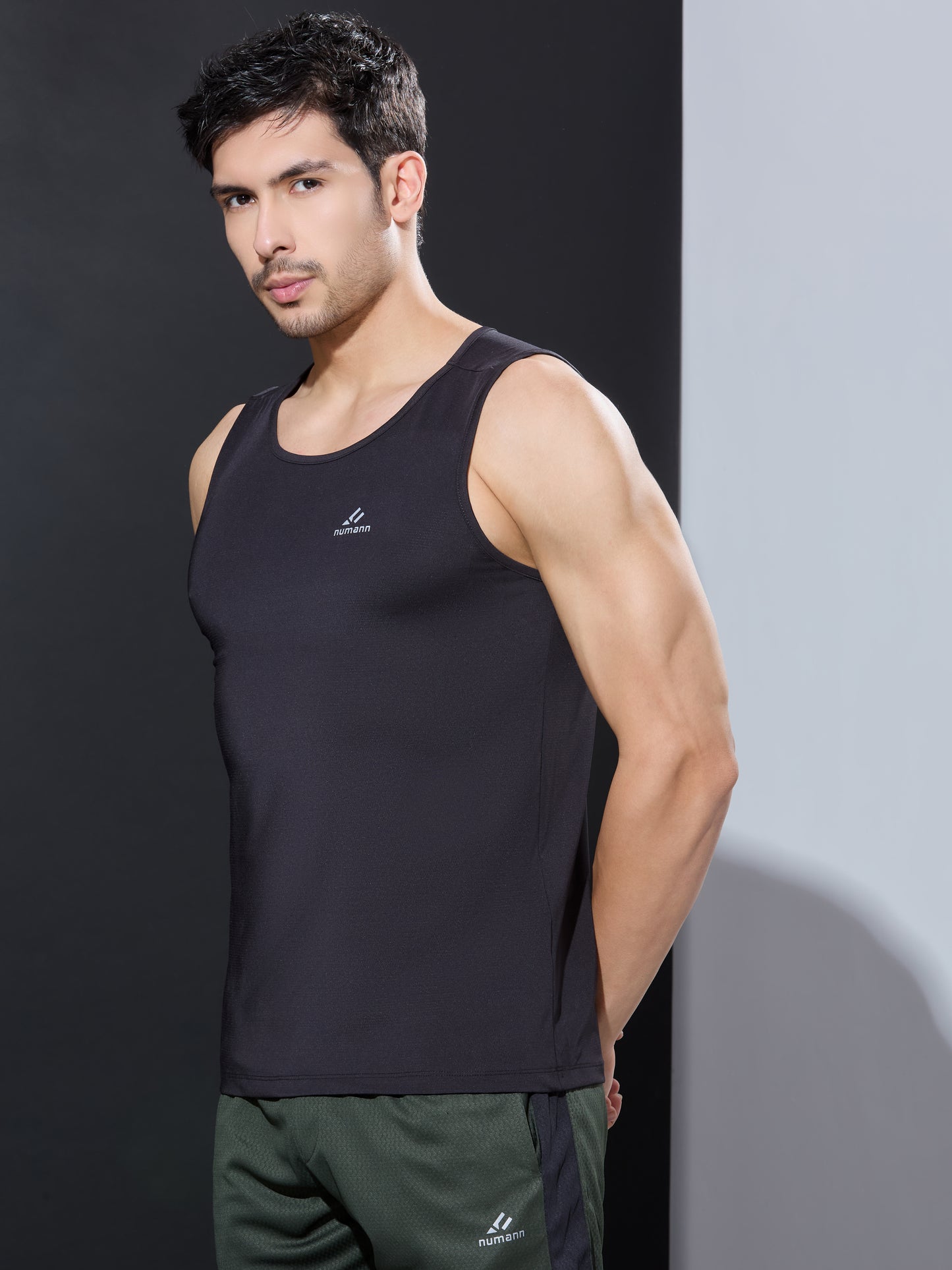 AeroFit Tank